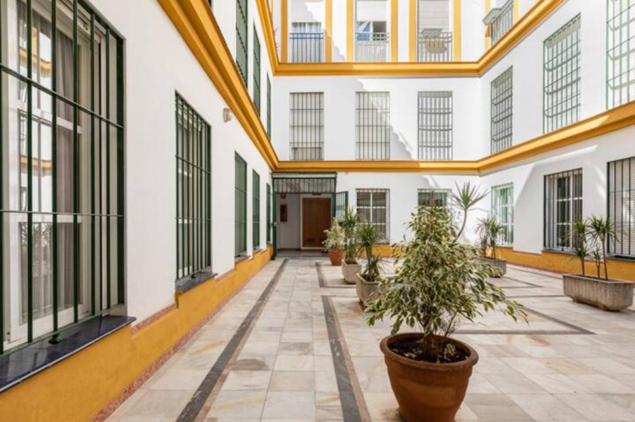 Azahar Metropol Parasol, Parking Gratis Para Coches Medianos 塞维利亚 外观 照片